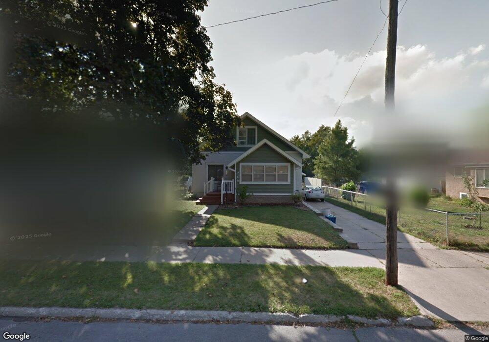 208 N 18th St, Marshalltown, IA 50158 - photo 1