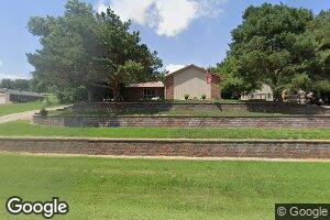 916 W 2nd St, Larned, KS 67550