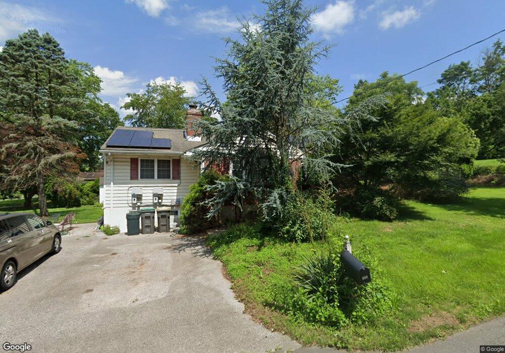 806 Sharpless Rd, Hockessin, DE 19707 - photo 1