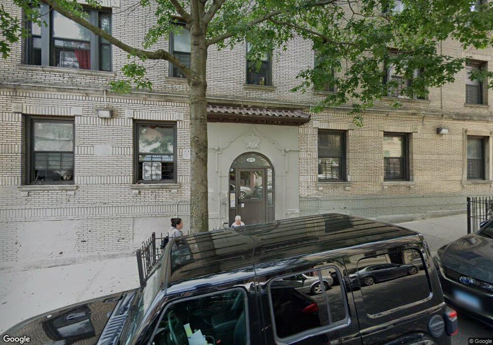 274 E 194th St unit 3, Bronx, NY 10458 - photo 1