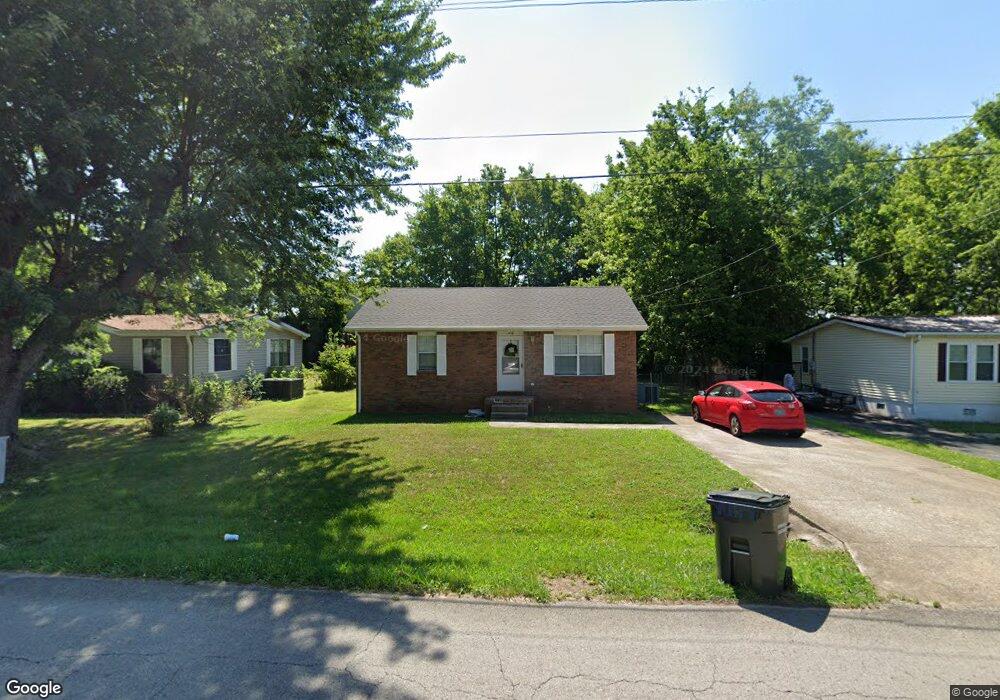 610 Colonette Dr, Hopkinsville, KY 42240 - photo 1