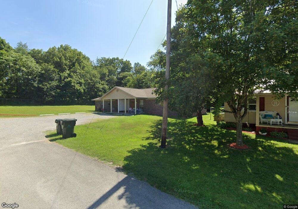646 Colonette Dr, Hopkinsville, KY 42240 - photo 1