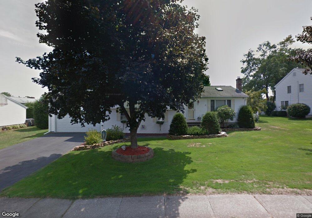 3 Valley View Cir, Enfield, CT 06082 - photo 1