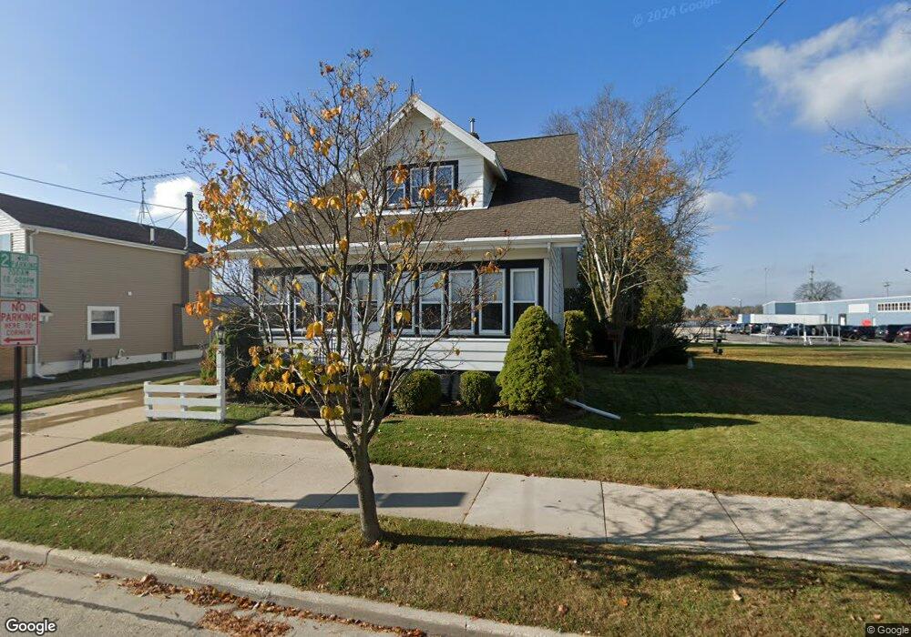 1612 Monroe St, Two Rivers, WI 54241 - photo 1