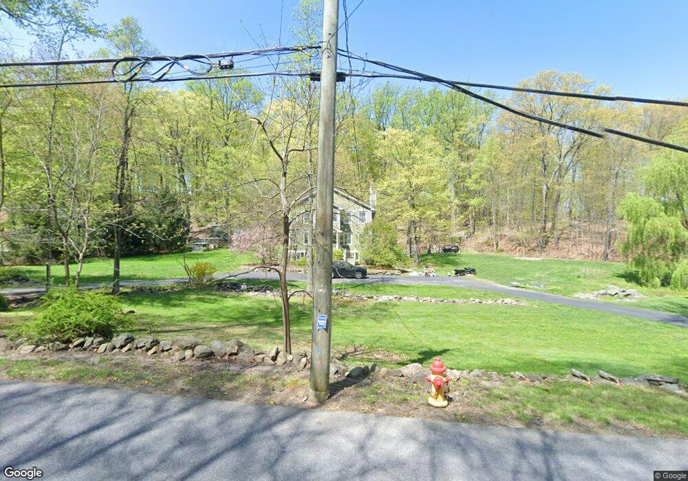 196 Colabaugh Pond Rd, Croton On Hudson, NY 10520 - photo 1