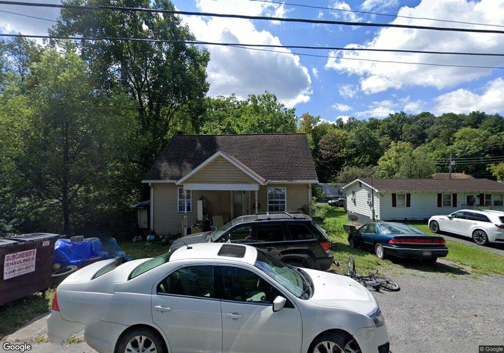 4 Biser St, Berkeley Springs, WV 25411 - photo 1