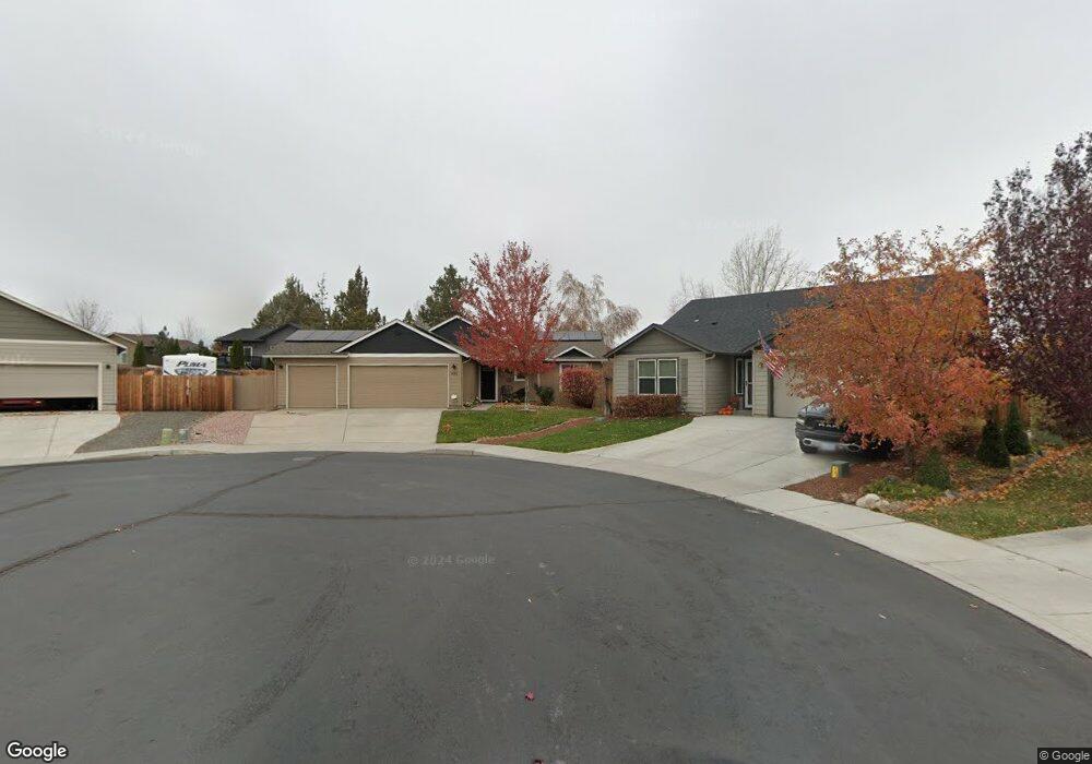 955 SW 23rd Place, Redmond, OR 97756 - photo 1