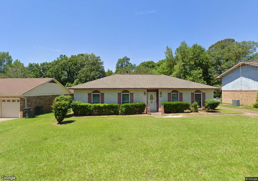 219 Fendler Pkwy, Pineville, LA 71360 - photo 1