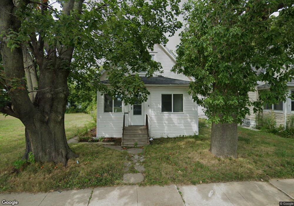 916 6th St SW, Cedar Rapids, IA 52404 - photo 1