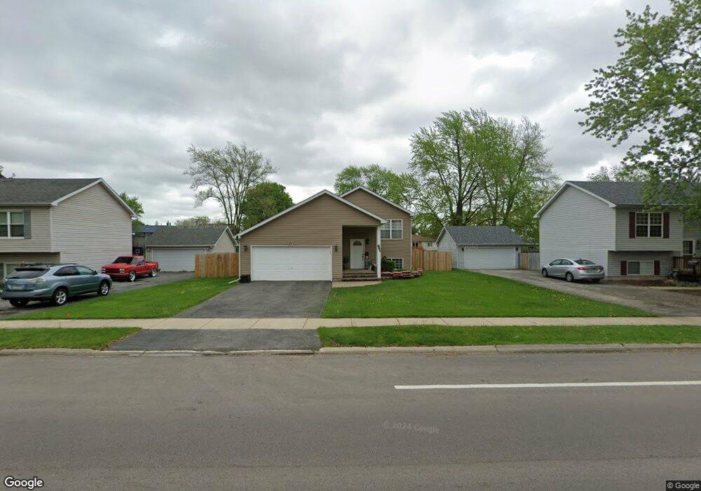 831 N Elmwood Dr, Aurora, IL 60506 - photo 1