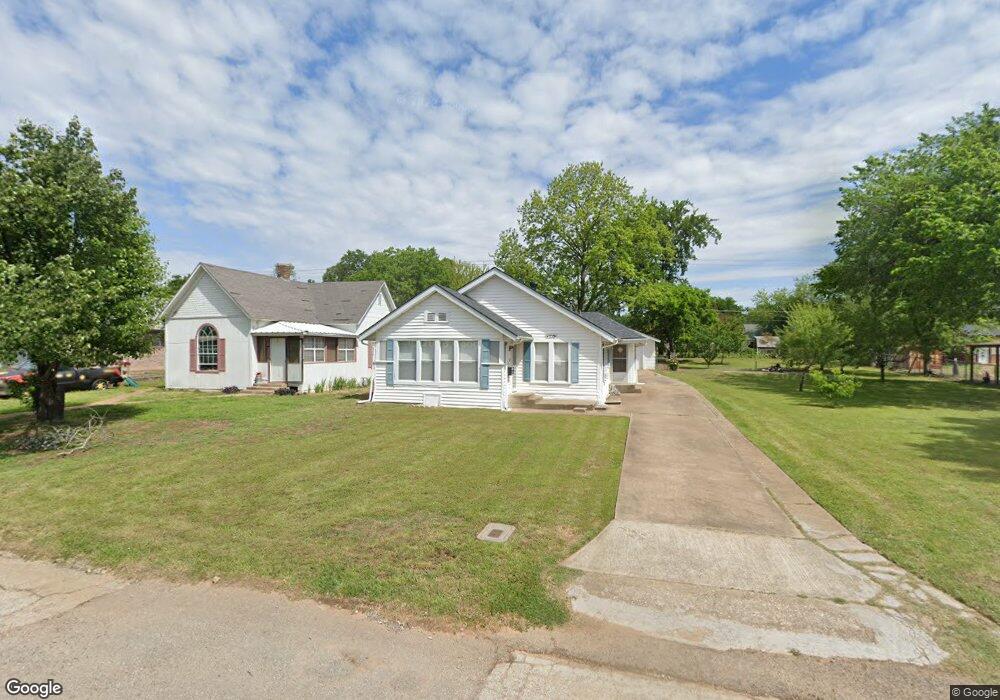 1623 W Bond St, Denison, TX 75020 - photo 1