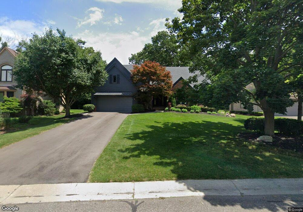 2299 Hidden Lake Dr, West Bloomfield, MI 48324 - photo 1