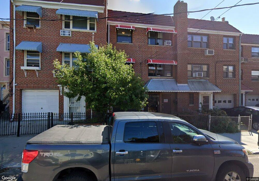 4609 Newtown Rd, Astoria, NY 11103 - photo 1