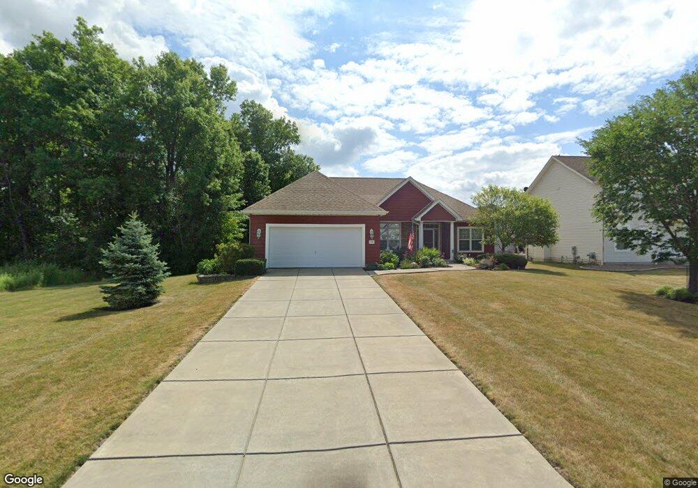 7125 Lakeside Dr, Niagara Falls, NY 14304 - photo 1