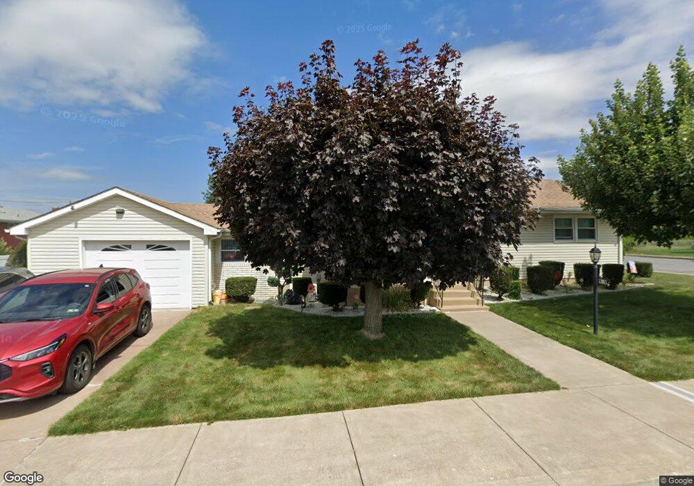 919 W 20th St, Hazleton, PA 18202 - photo 1