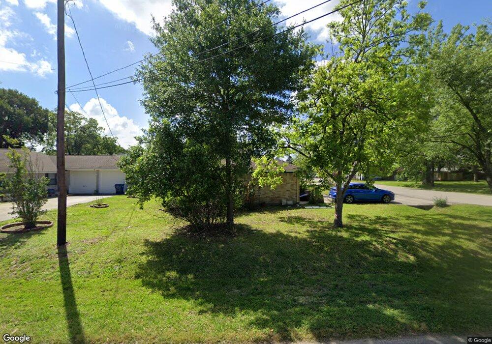 403 Texas St unit 2, Tomball, TX 77375 - photo 1