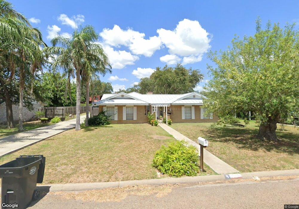 916 S Kansas Ave, Weslaco, TX 78596 - photo 1