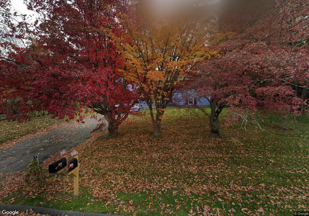 113 Evelyn Dr, Naugatuck, CT 06770 - photo 1