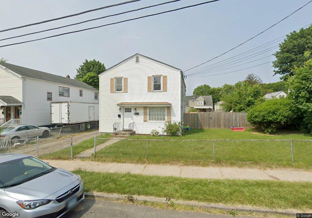 37 Omega Ave unit 2, Bridgeport, CT 06606 - photo 1