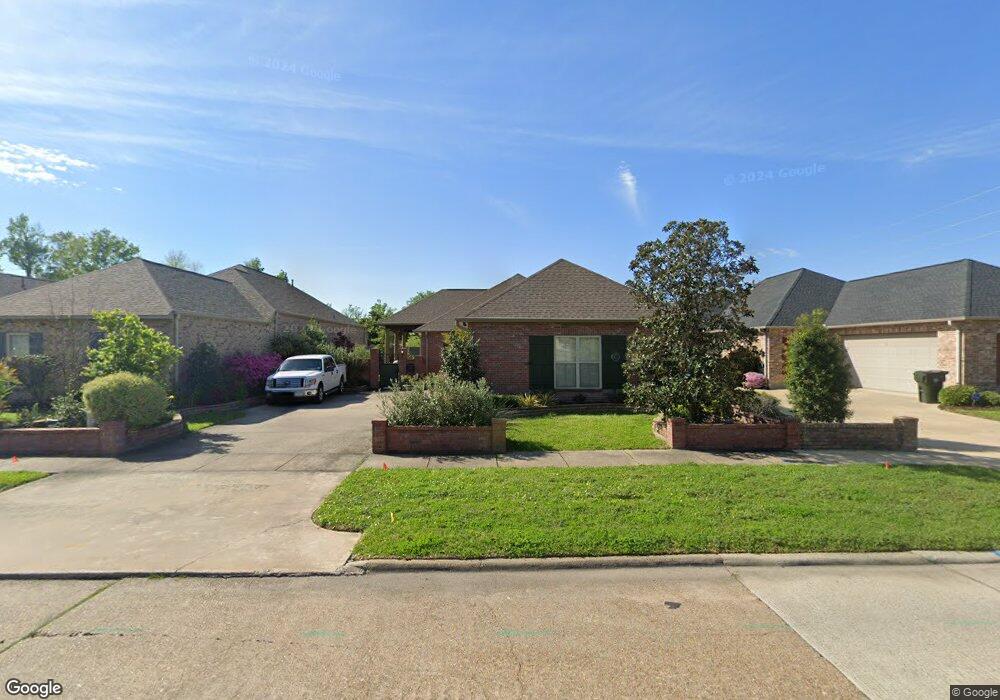 715 W School St, Lake Charles, LA 70605 - photo 1