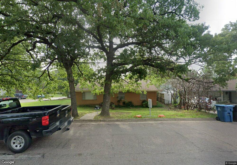 200 Jennie Ln, Denison, TX 75020 - photo 1