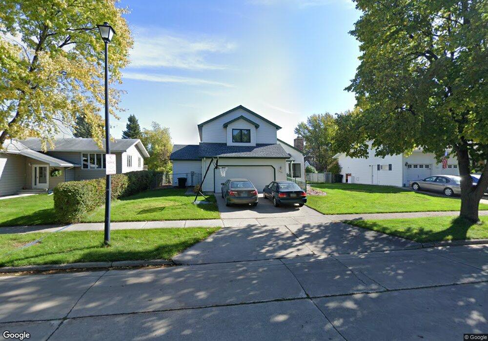 2509 W Fallcreek Ct, Grand Forks, ND 58201 - photo 1