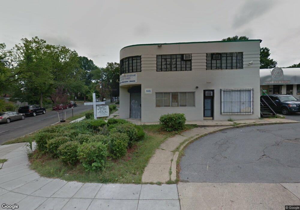 5325 E Capitol St SE, Washington, DC 20019 - photo 1