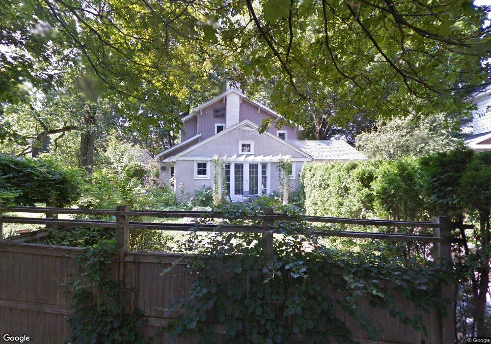 2 Windermere Ln, Arlington, MA 02476 - photo 1