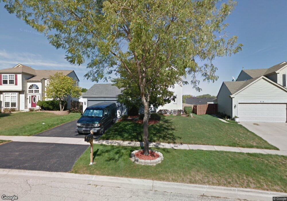 616 Lorree Ln, Lake In the Hills, IL 60156 - photo 1