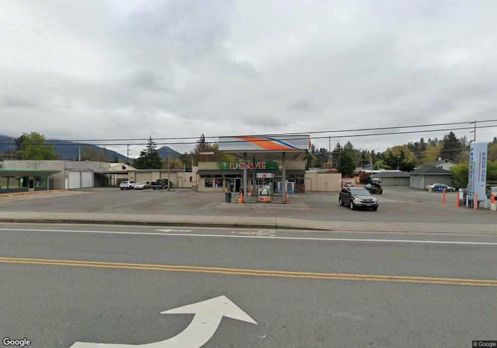 943 Rogue River Hwy, Grants Pass, OR 97527 - photo 1