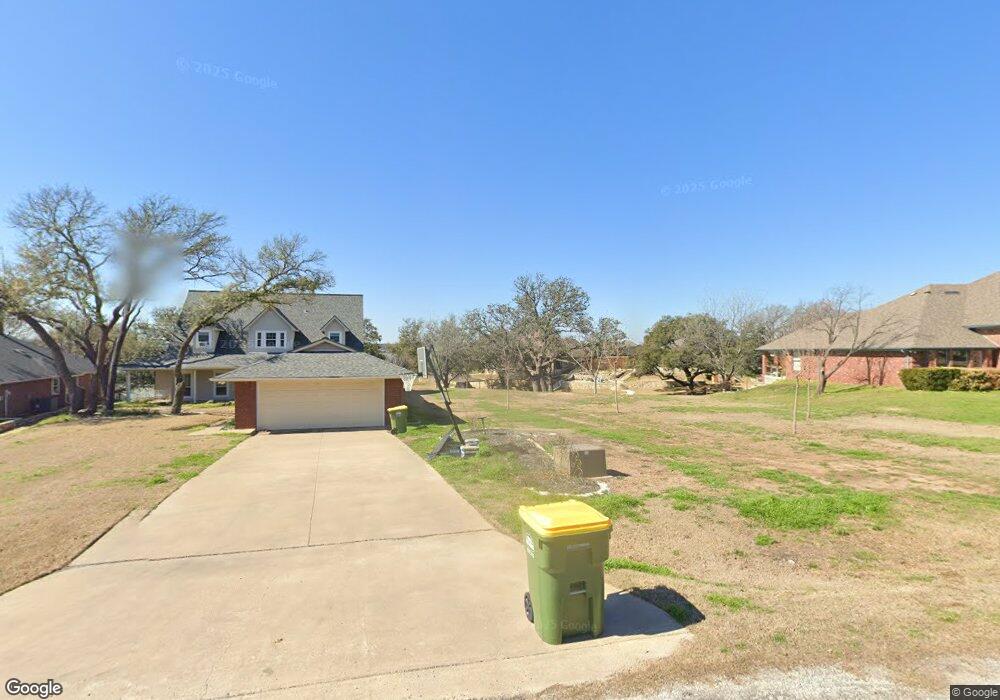 3925 Buena Vista Cir, Granbury, TX 76049 - photo 1