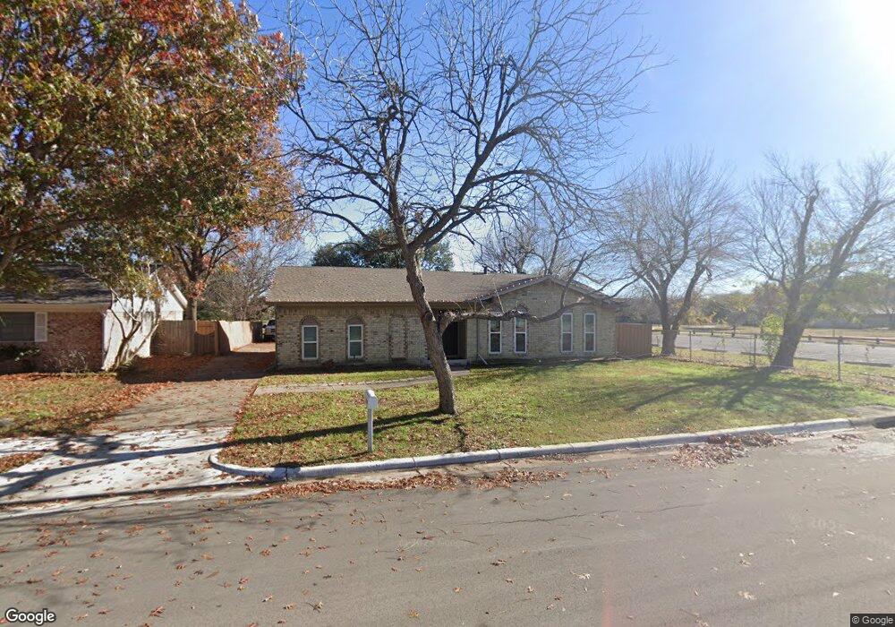 5420 Finian Ln, North Richland Hills, TX 76180 - photo 1