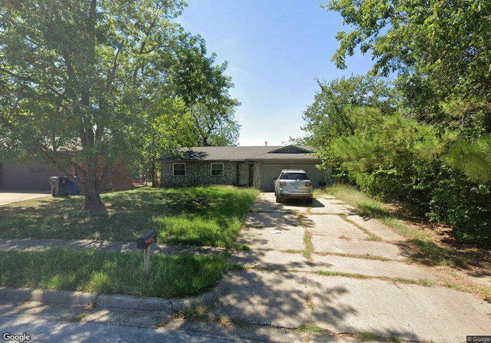 1604 S Poplar Ave, Broken Arrow, OK 74012 - photo 1