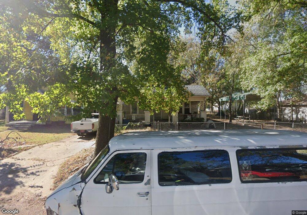 1008 N Griffin Ave, Okmulgee, OK 74447 - photo 1