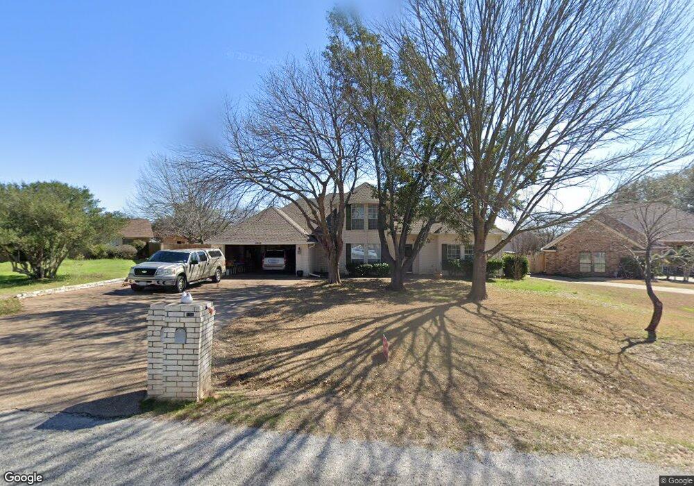3905 Buena Vista Cir, Granbury, TX 76049 - photo 1