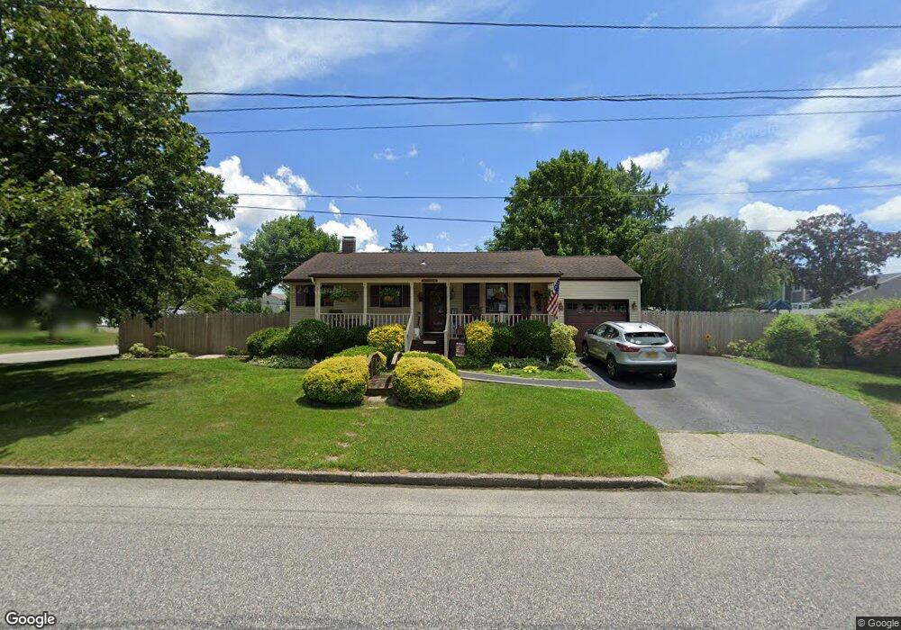 1302 Race Ave, Medford, NY 11763 - photo 1