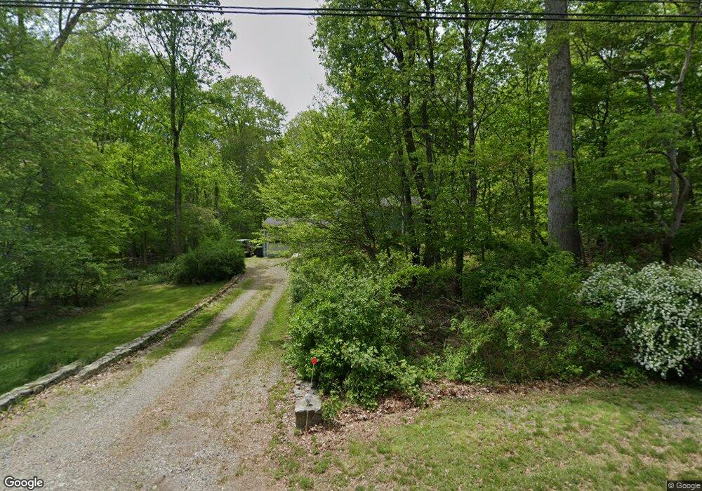 22 Pheasant Run Dr, Gales Ferry, CT 06335 - photo 1