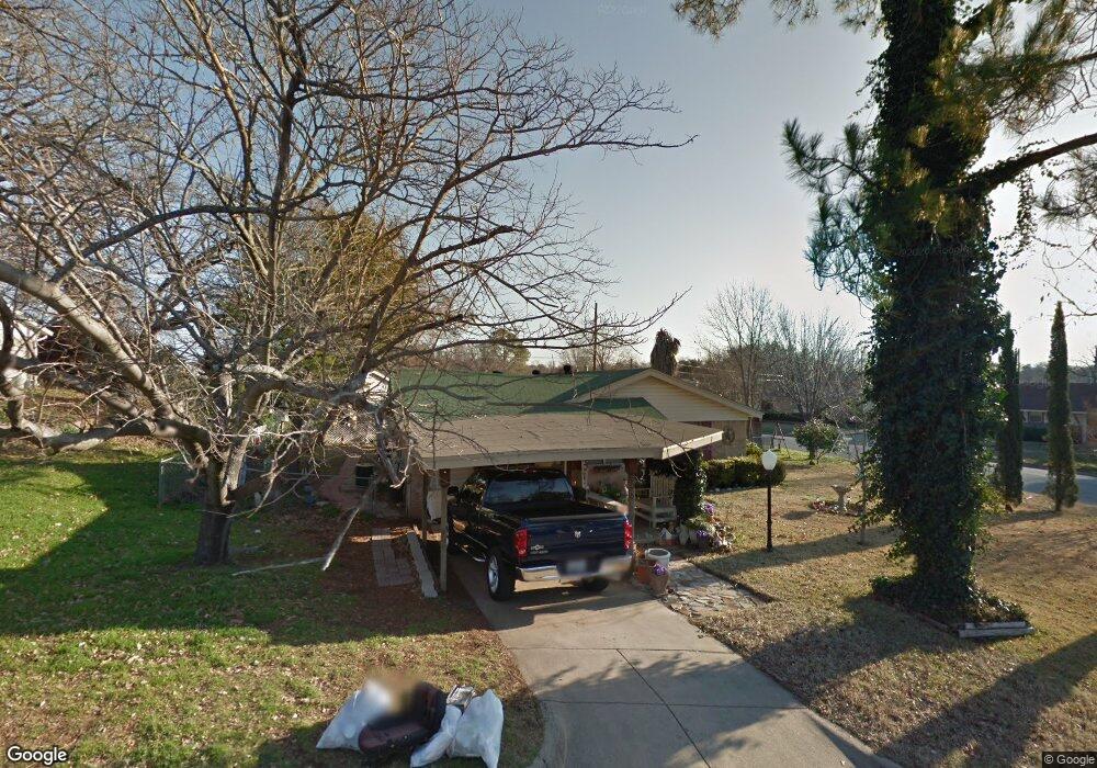 900 Bryan Dr, Bedford, TX 76022 - photo 1