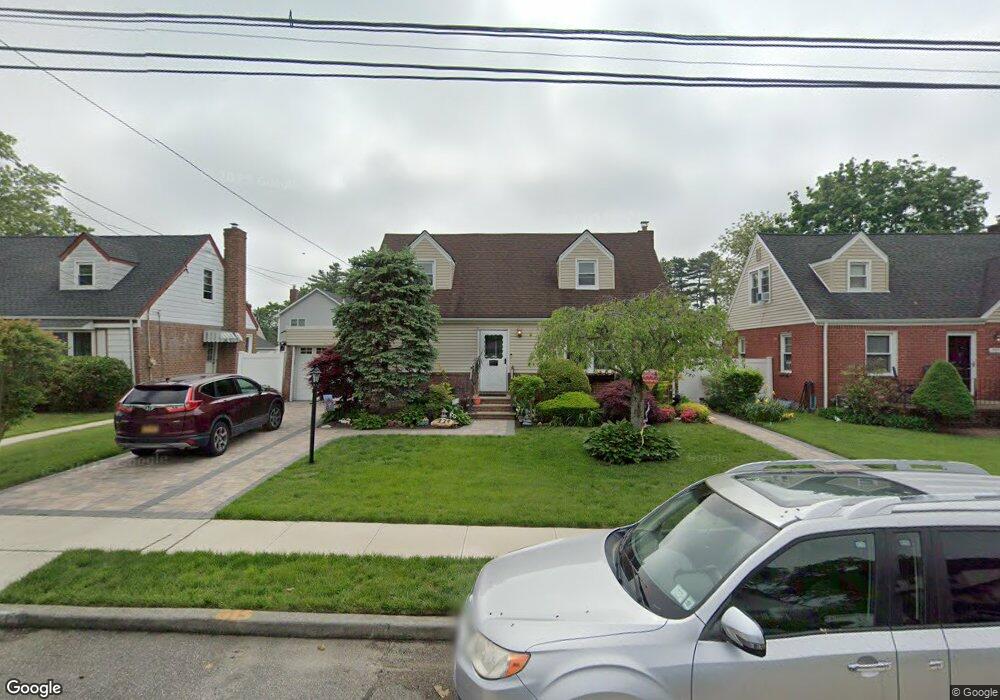 771 Arthur St, West Hempstead, NY 11552 - photo 1