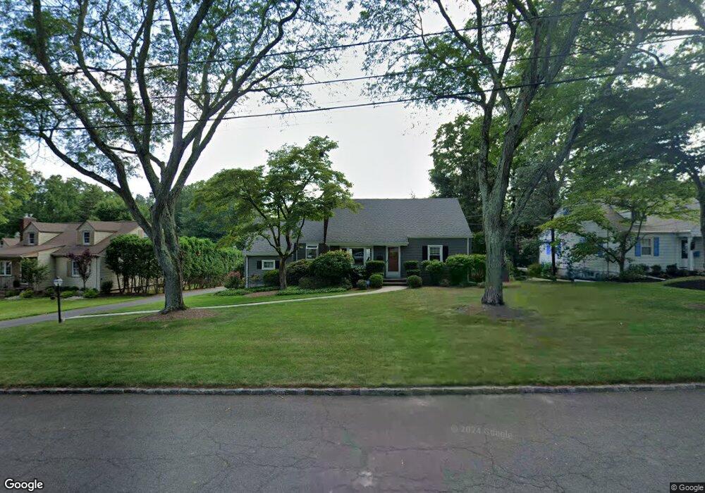 1882 Quimby Ln, Scotch Plains, NJ 07076 - photo 1