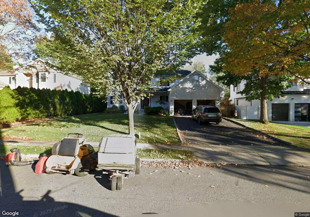 540 Burlington St, Paramus, NJ 07652 - photo 1