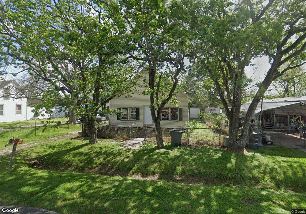 2917 Avenue E, Bay City, TX 77414 - photo 1