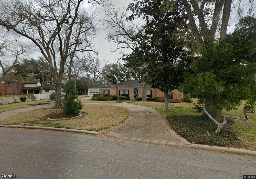 905 Victoria Dr, Richmond, TX 77469 - photo 1