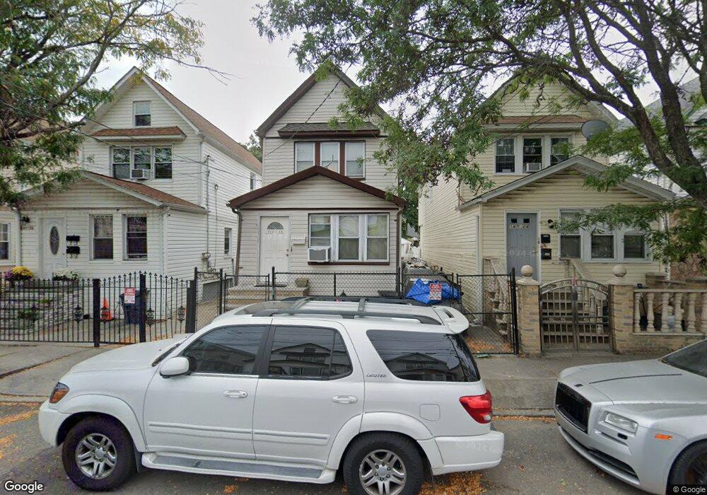 14730 110th Rd, Jamaica, NY 11435 - photo 1