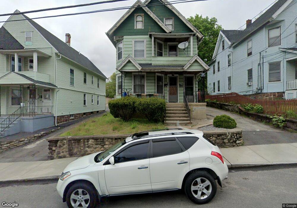 125 Griggs St, Waterbury, CT 06704 - photo 1