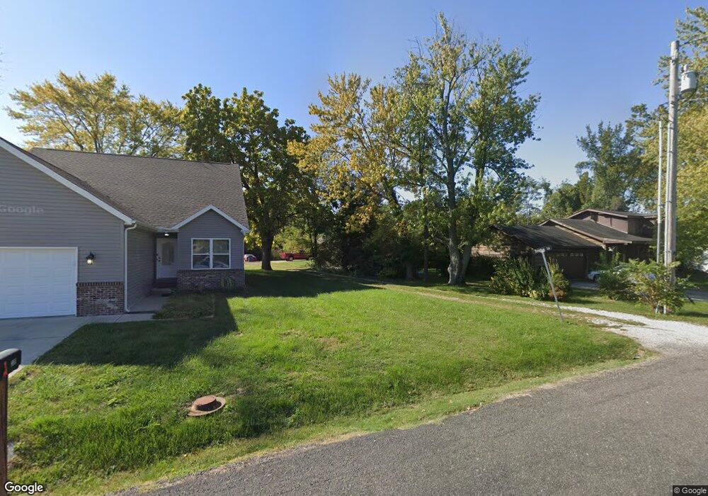 401 Tristan Ln, Maryville, IL 62062 - photo 1