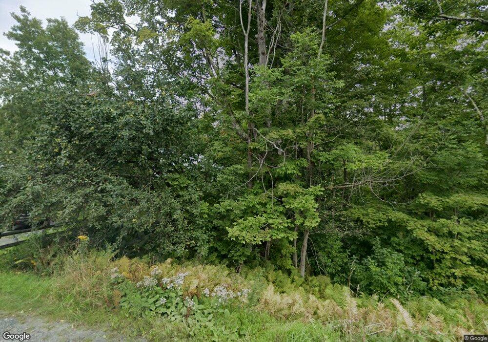 172 Caper St, North Pomfret, VT 05053 - photo 1