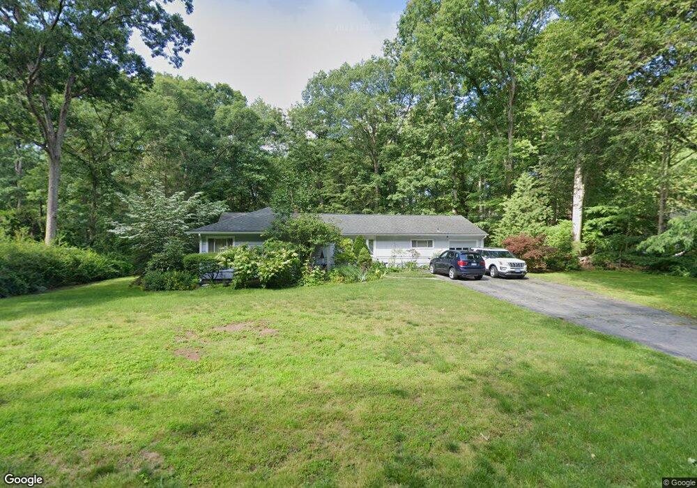 4 Shadow Ln, Norwalk, CT 06851 - photo 1
