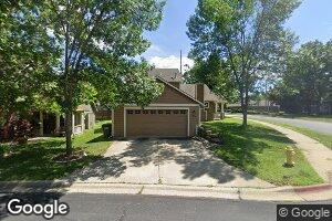 1872 Villo Woods Ct, Lawrence, KS 66044