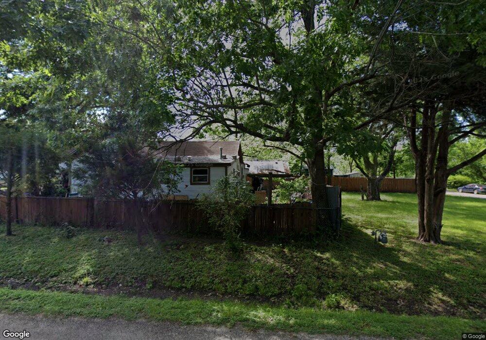 401 W Burnett St, Ennis, TX 75119 - photo 1